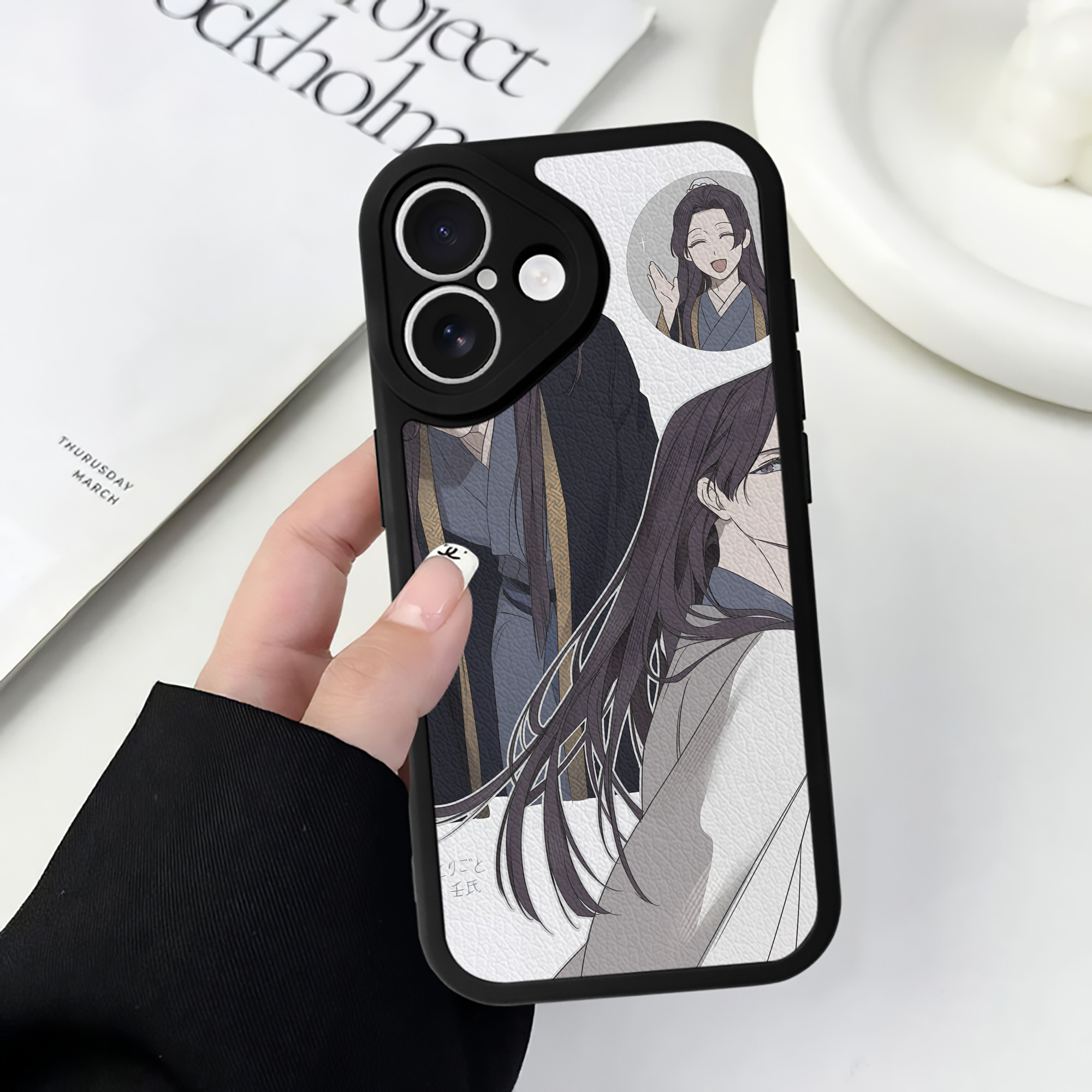 （画像用） 薬屋のひとりごと The Apothecary Diaries 【iPhone 16シリーズ対応】シリコンスマホケース（レザー調） 材質：シリコン
